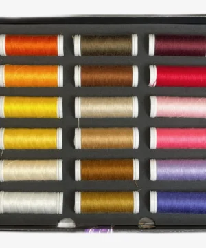 Ackermann Nähgarn Box weiß mit 36 verschiedenfarbige Garnrollen 5 ackermann naehgarn box schwarz mit 36 verschiedenfarbige garnrollen2